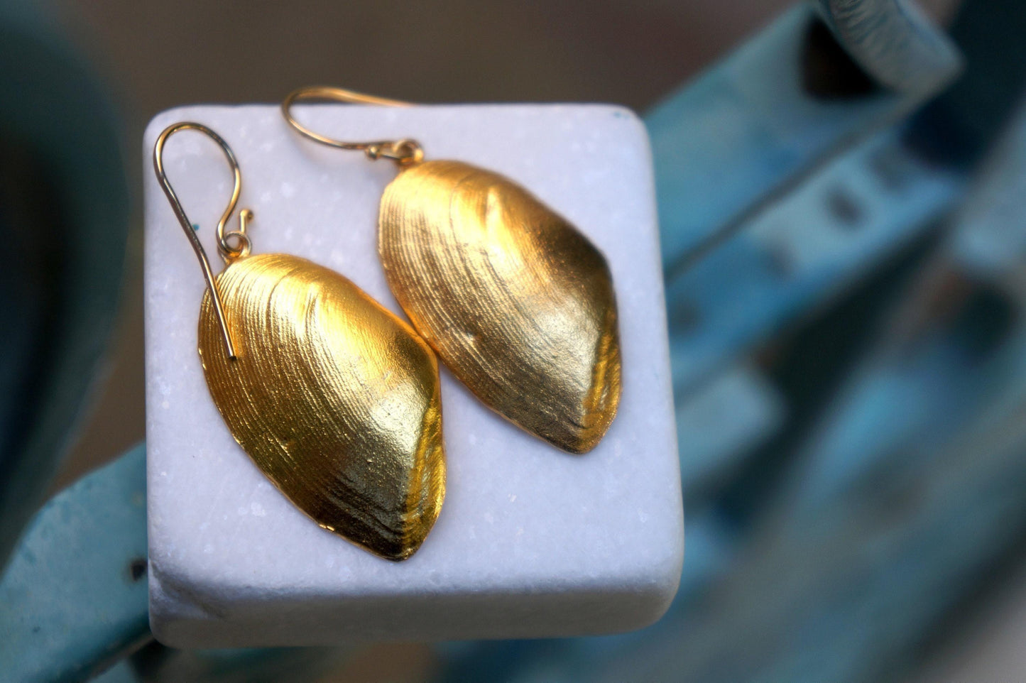 Real Clam Shell Earrings, 14K Gold Plated Brass Jewelry, Handmade Statement Jewelry Gift, Boho Birthday Gift for Women, Nature Inspired